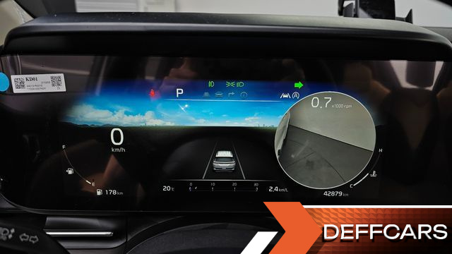 Kia CARNIVAL 9-Seater Signature купить на сайте DeffCars