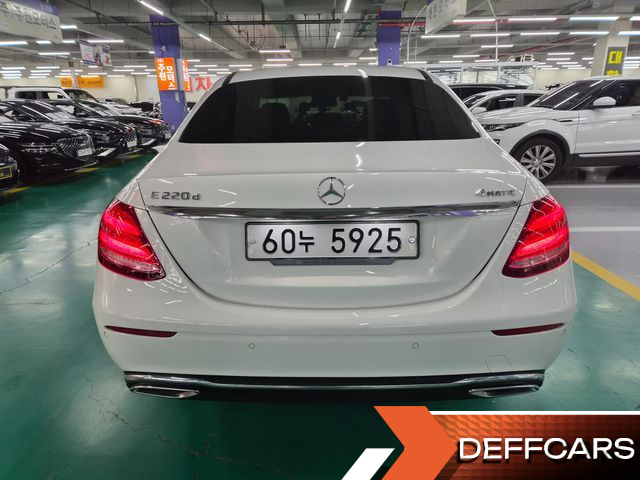 Mercedes E-CLASS E220d 4MATIC Exclusive купить на сайте DeffCars