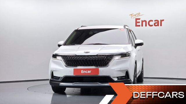 Kia CARNIVAL Gasoline 9-Seater Signature купить на сайте DeffCars