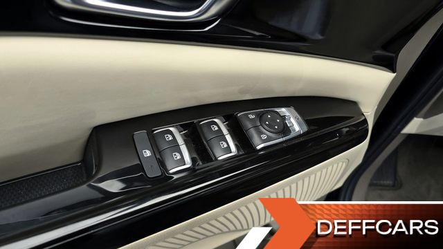 Kia CARNIVAL Gasoline 9-Seater Noblesse купить на сайте DeffCars