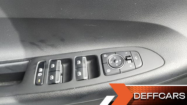 Hyundai GRANDEUR 2.5 Le Blanc купить на сайте DeffCars
