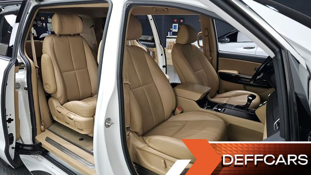 Kia CARNIVAL 7-seater Limousine President купить на сайте DeffCars