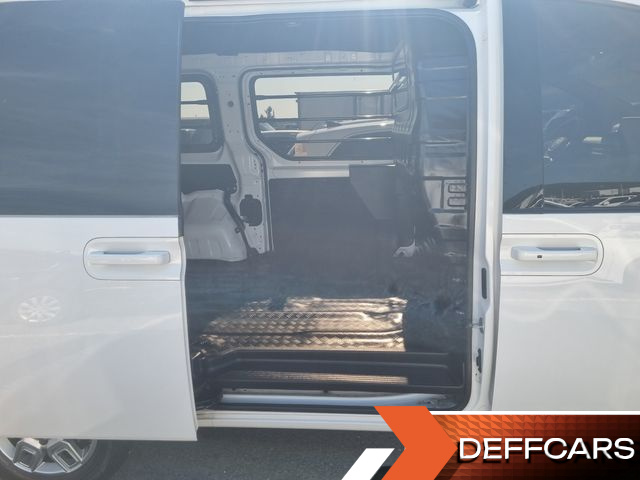 Hyundai STARIA Cargo 3-Seater Modern купить на сайте DeffCars