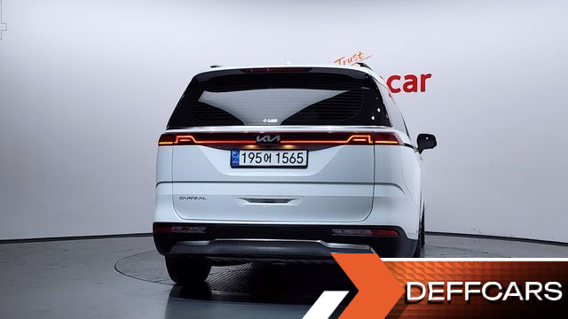 Kia CARNIVAL 9-Seater Signature купить на сайте DeffCars