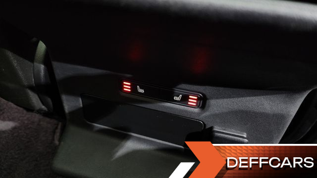 Land Rover RANGE ROVER VELAR 3.0 D300 R-Dynamic HSE купить на сайте DeffCars