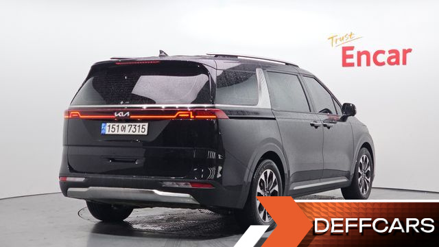 Kia CARNIVAL 9-Seater Signature купить на сайте DeffCars