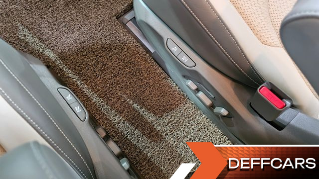 Kia CARNIVAL Gasoline 7-Seater Signature купить на сайте DeffCars