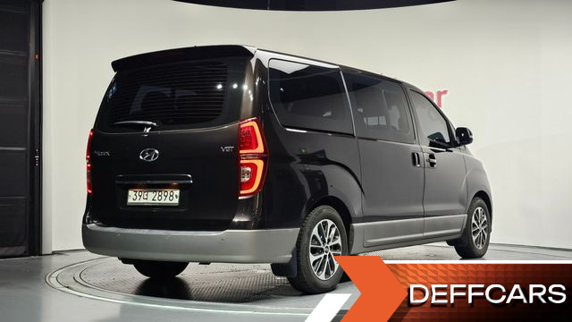 Hyundai STAREX Urban 9-Seater Exclusive купить на сайте DeffCars