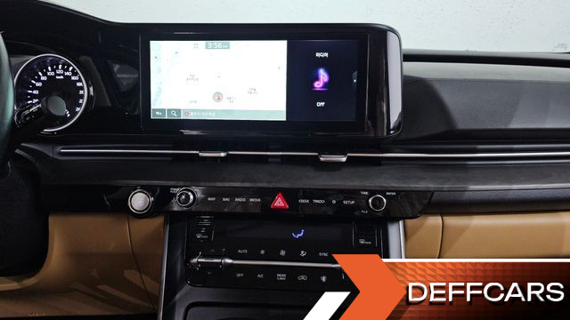 Kia CARNIVAL 9-Seater Prestige купить на сайте DeffCars