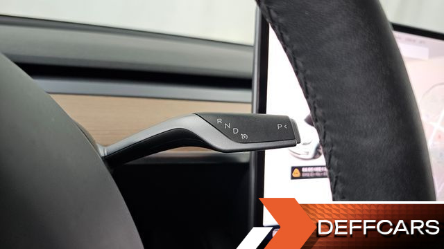 Tesla MODEL 3 Long Range AWD купить на сайте DeffCars