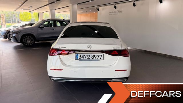 Mercedes E-CLASS E300 4MATIC Exclusive купить на сайте DeffCars
