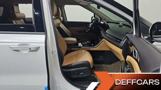 Kia CARNIVAL 9-Seater Noblesse купить на сайте DeffCars