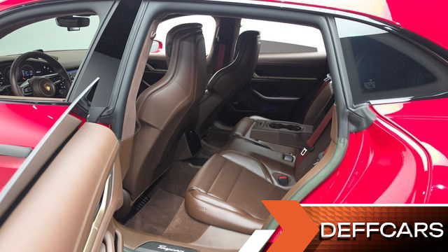 Porsche TAYCAN Turbo Cross Turismo купить на сайте DeffCars