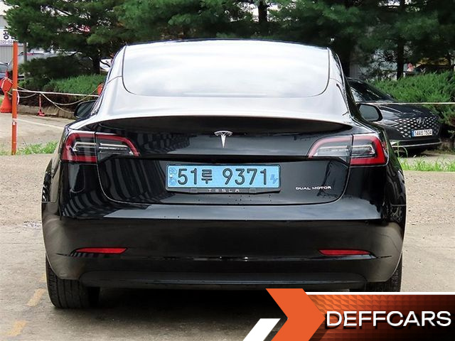 Tesla MODEL 3 Long Range AWD купить на сайте DeffCars