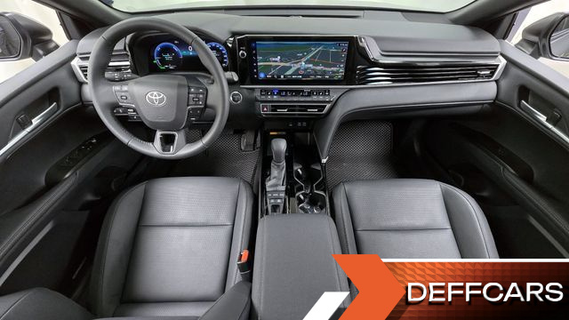 Toyota CAMRY 2.5 XLE Hybrid купить на сайте DeffCars