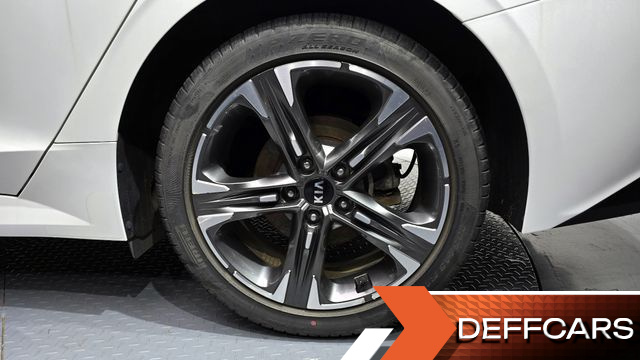Kia K5 2.0 Noblesse купить на сайте DeffCars