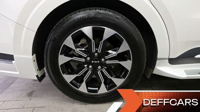 Kia CARNIVAL 7-Seater Signature купить на сайте DeffCars