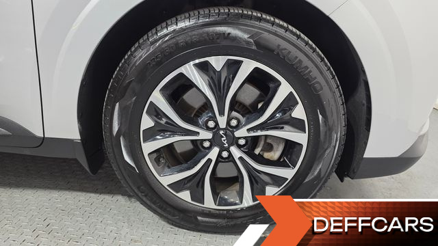 Kia CARNIVAL 11-Seater Prestige купить на сайте DeffCars