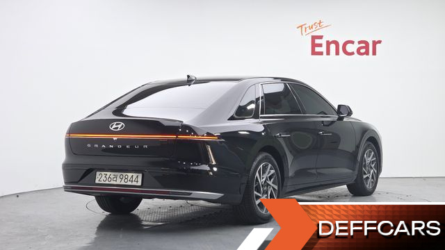 Hyundai GRANDEUR Premium купить на сайте DeffCars