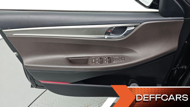 Hyundai GRANDEUR 3.0 LPi Premium Choice купить на сайте DeffCars