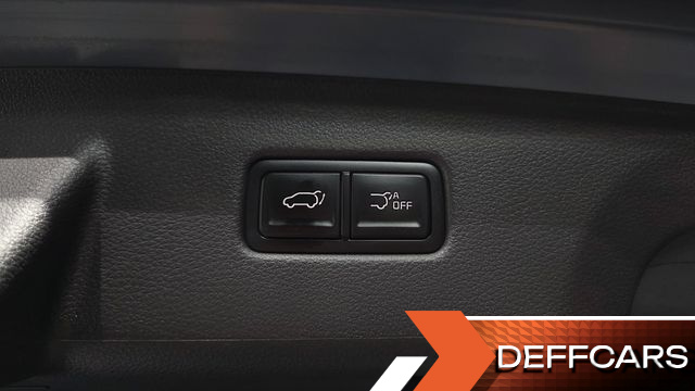 Kia CARNIVAL 9-Seater Signature купить на сайте DeffCars