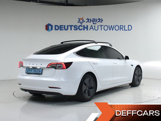 Tesla MODEL 3 Standard Range Plue RWD купить на сайте DeffCars