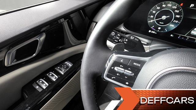 Kia CARNIVAL 9-Seater Noblesse купить на сайте DeffCars