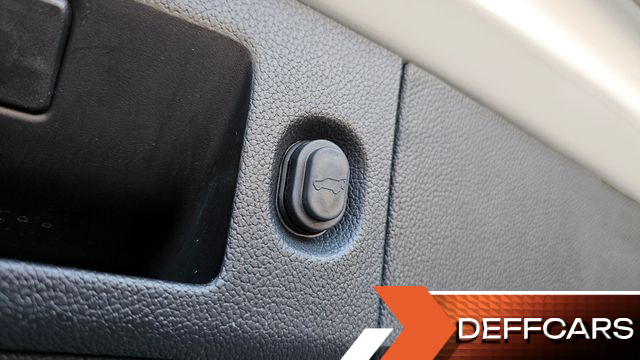 Cadillac ESCALADE 6.2 4th купить на сайте DeffCars
