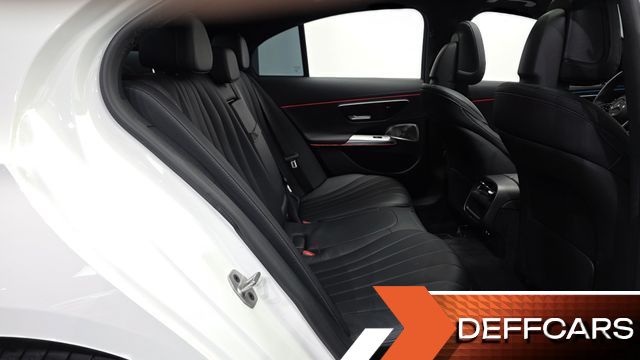 Mercedes E-CLASS E300 4MATIC Exclusive купить на сайте DeffCars
