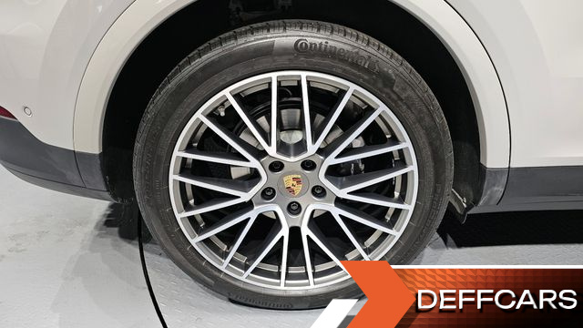 Porsche CAYENNE 3.0 PLATINUM EDITION купить на сайте DeffCars