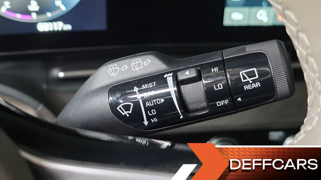 Kia CARNIVAL 9-Seater Prestige купить на сайте DeffCars