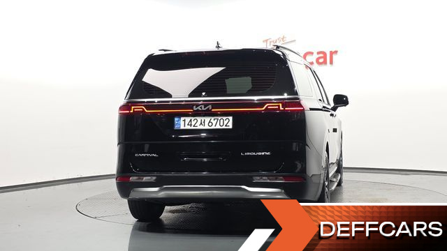 Kia CARNIVAL Gasoline 7-Seater Signature купить на сайте DeffCars