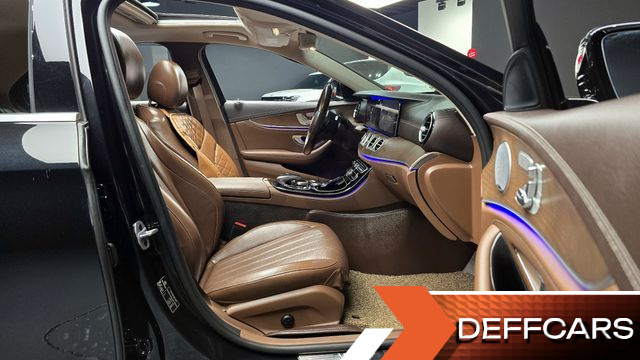 Mercedes E-CLASS E300 4MATIC Exclusive купить на сайте DeffCars