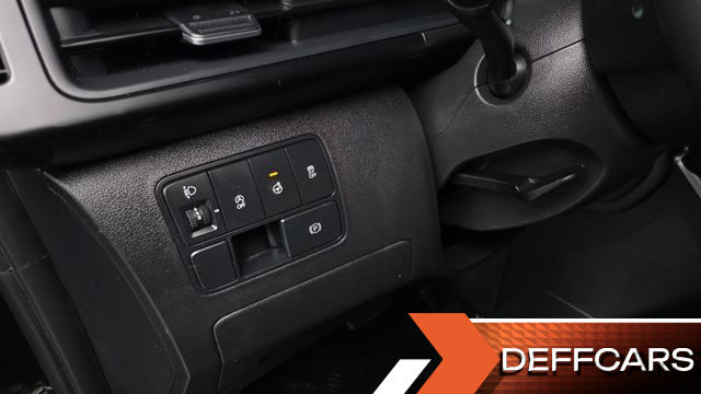 Hyundai STARIA Cargo 5-Seater Modern купить на сайте DeffCars