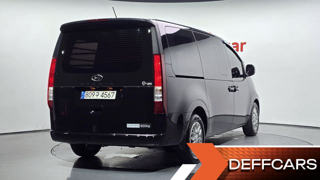 Hyundai STARIA L3.5 Cargo 5-Seater Modern купить на сайте DeffCars