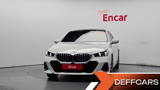 BMW 5-SERIES 520i M Sport купить на сайте DeffCars