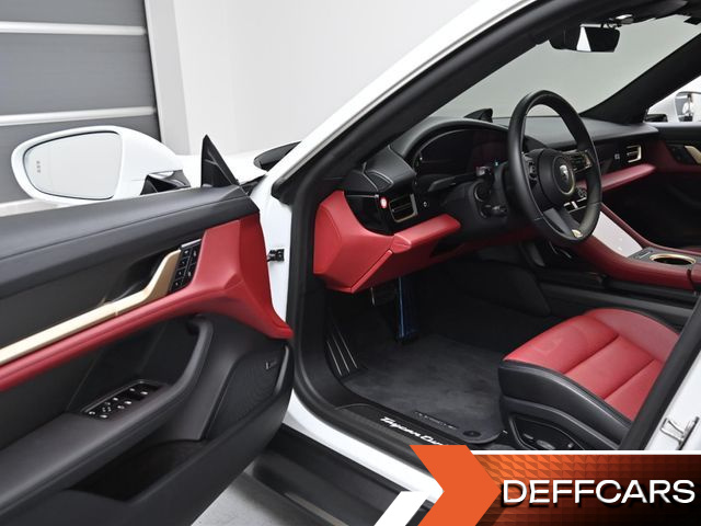 Porsche TAYCAN Turbo S купить на сайте DeffCars