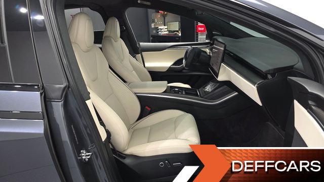 Tesla MODEL X Plaid купить на сайте DeffCars
