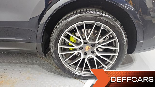Porsche CAYENNE 3.0 E-Hybrid купить на сайте DeffCars
