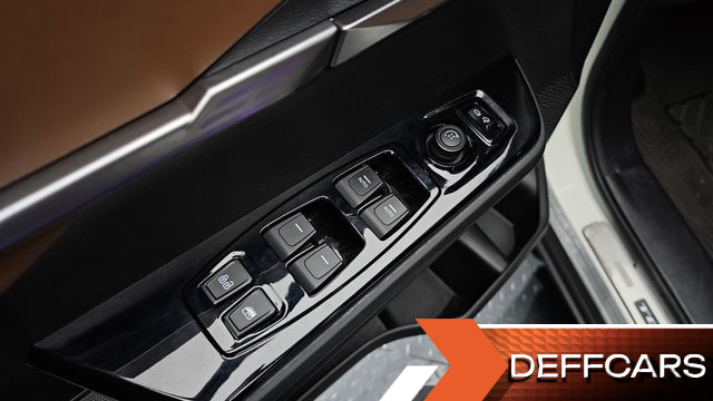 Ssangyong TORRES Gasoline 1.5 2WD T7 купить на сайте DeffCars