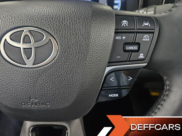 Toyota CAMRY 2.5 XLE Premium Hybrid купить на сайте DeffCars