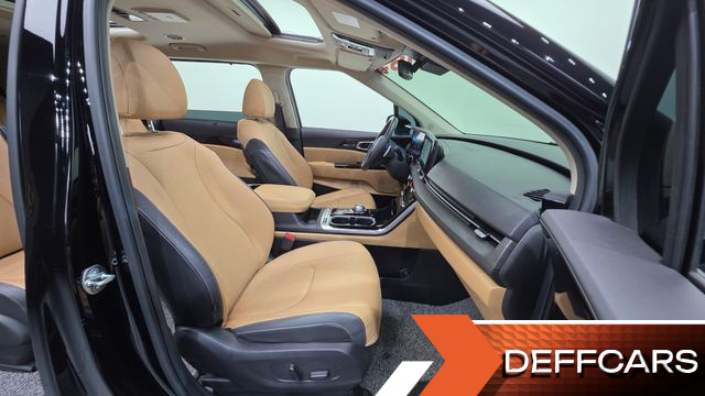 Kia CARNIVAL Diesel 9-Seater Signature купить на сайте DeffCars