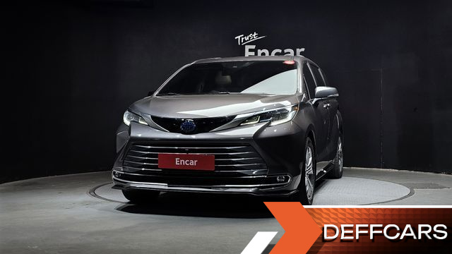 Toyota SIENNA 2.5 Hybrid 2WD купить на сайте DeffCars