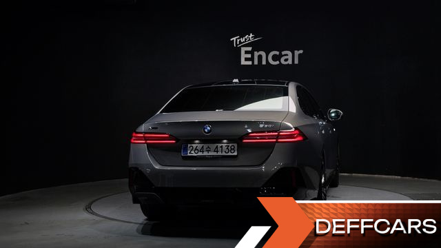 BMW 5-SERIES 530i xDrive M Sport купить на сайте DeffCars