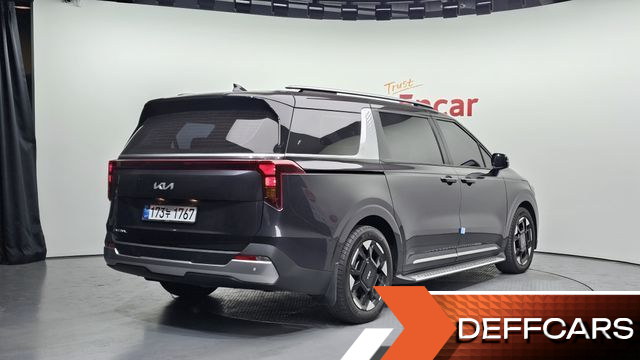 Kia CARNIVAL 9-Seater Prestige купить на сайте DeffCars