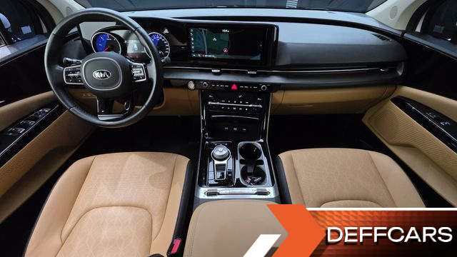 Kia CARNIVAL 9-Seater Noblesse купить на сайте DeffCars