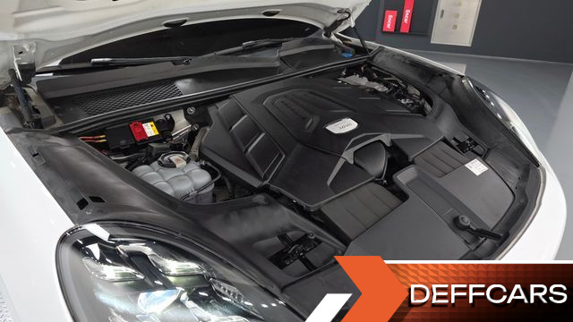 Porsche CAYENNE 3.0 купить на сайте DeffCars
