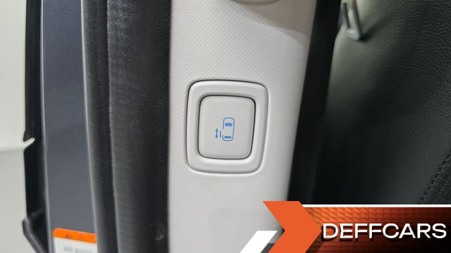 Hyundai STARIA Tourer 11-Seater Modern купить на сайте DeffCars