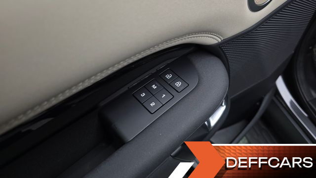 Land Rover DISCOVERY D250 SE купить на сайте DeffCars