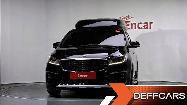 Kia CARNIVAL 9-Seater Hi-Limousine Prestige Hiroof купить на сайте DeffCars